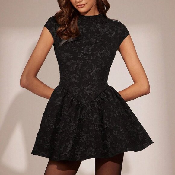 Black Women's Romantic Floral Jacquard Waist Cinching Short Sleeves Mini dress - Picture 6 of 7